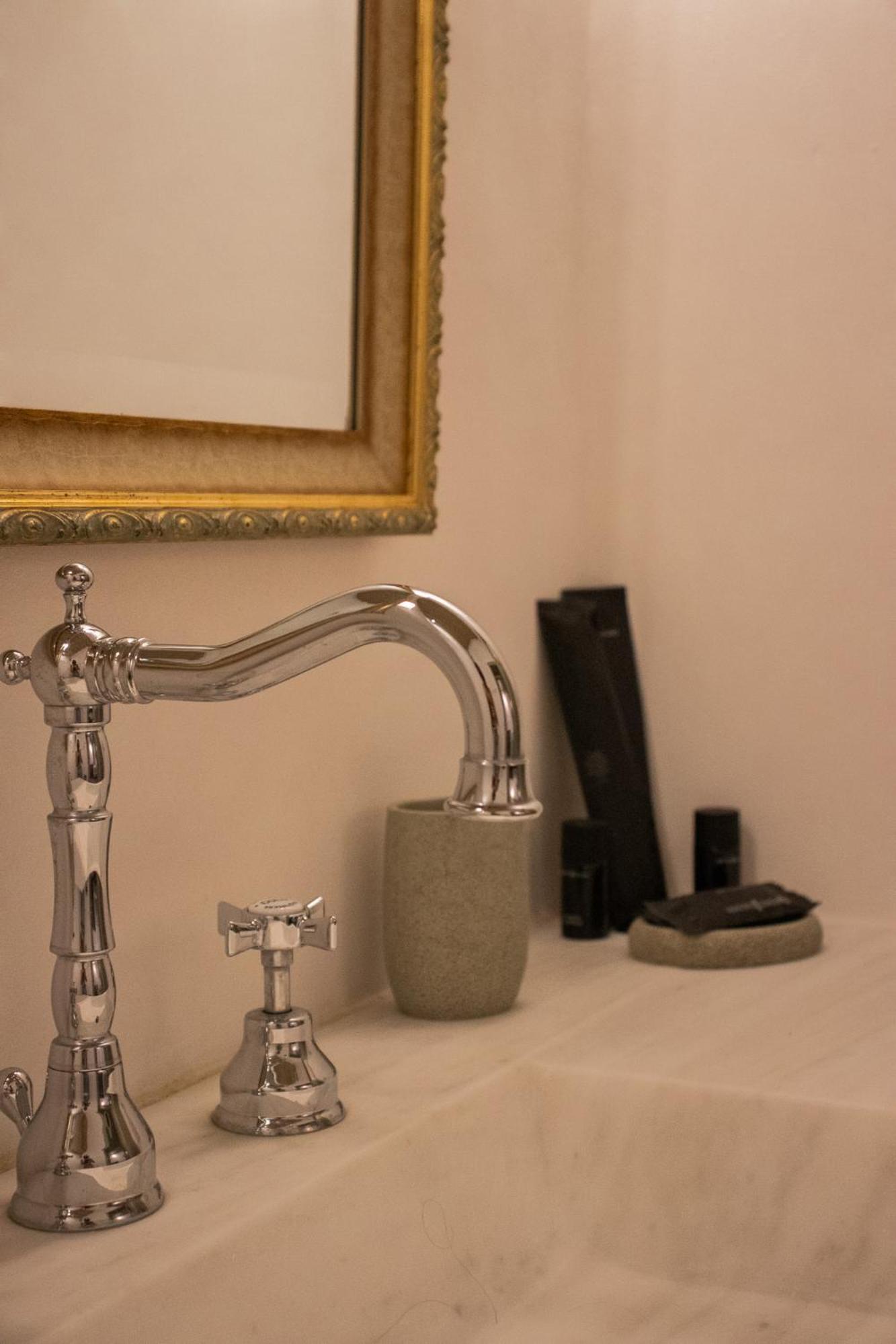 Patmos Traditional House Chora Near The Monastery מראה חיצוני תמונה